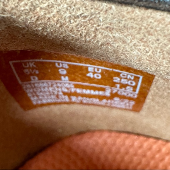 Clarks Un Loop Stride Pebble Metallic Leather Slip On Shoes Women's Size 9M - Picture 9 of 10